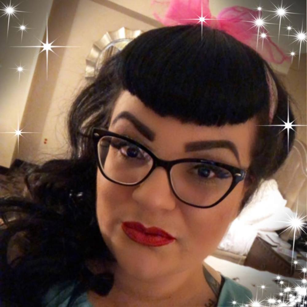 Meet your Posher, Veronica